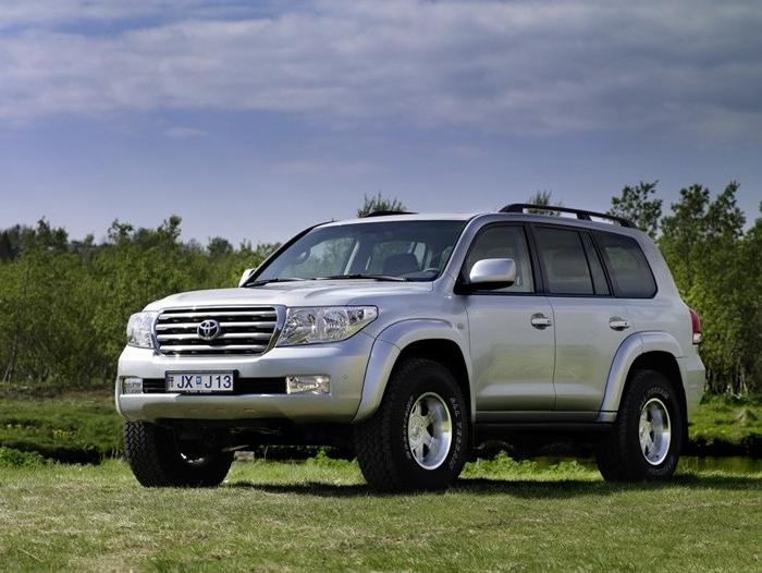 Nové SUV Toyota Land Cruiser 200 - pokračovanie legendy