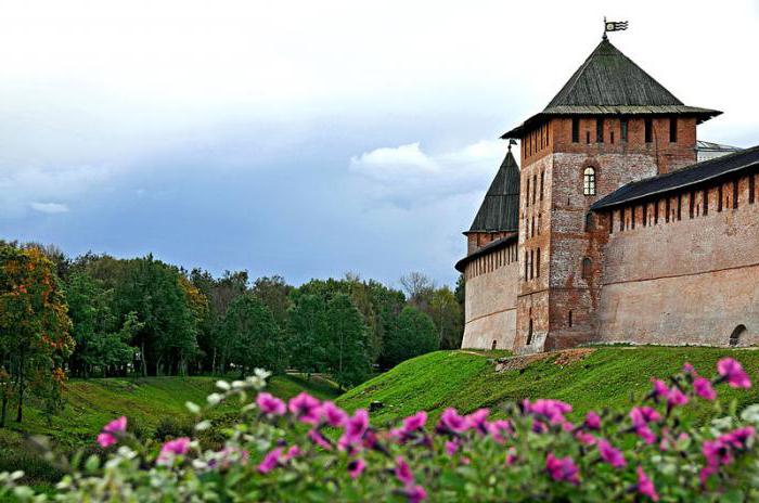 Kam ísť do turistického mesta Veľký Novgorod?