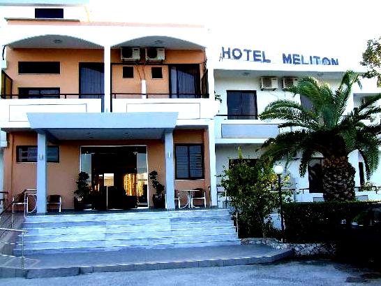 Meliton Hotel 3 * (Rhodes) - lacná dovolenka v jednom z najobľúbenejších hotelov v Theologos