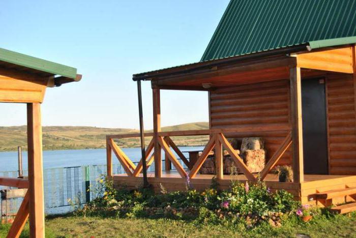 Jazero Beloe (územie Altai): rekreačné strediská 